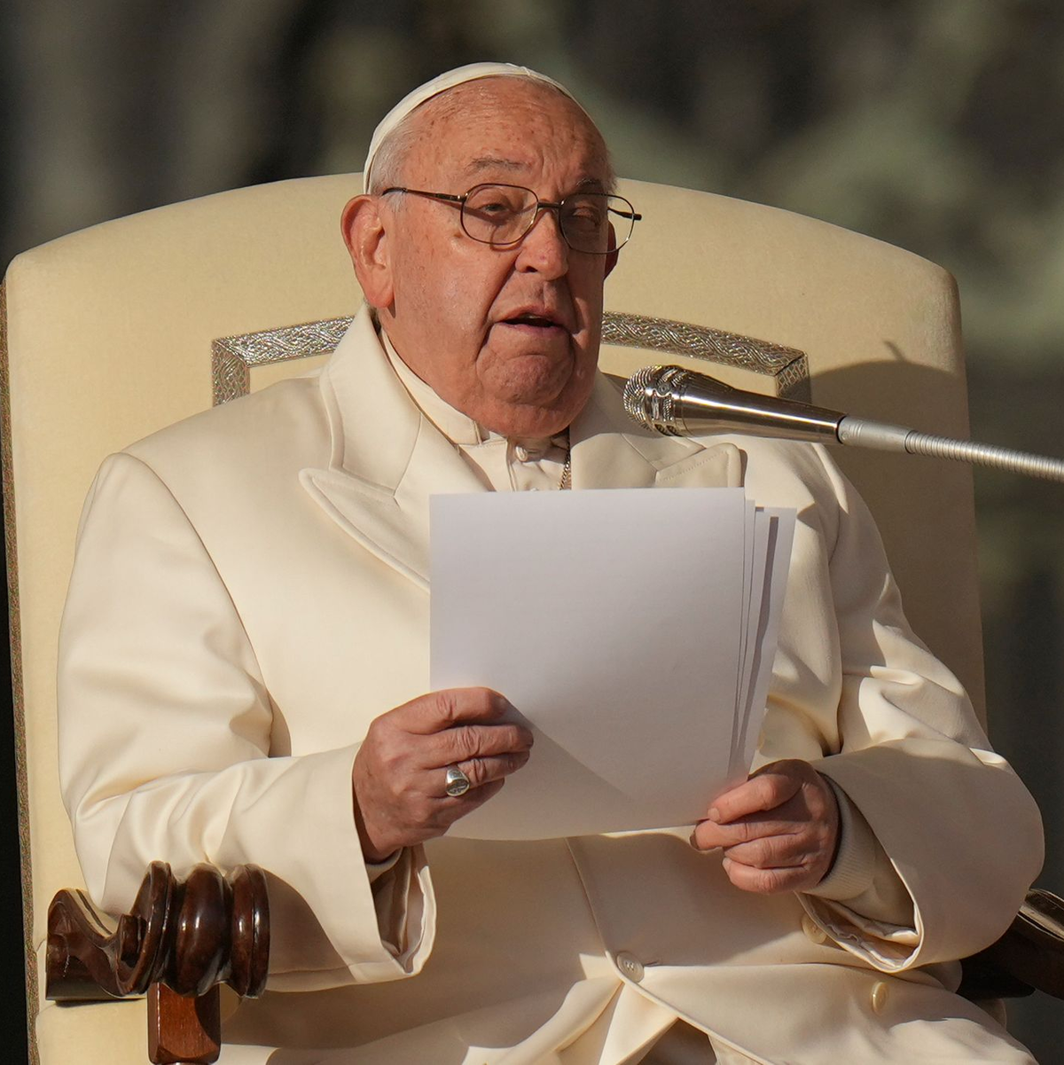 Papst Franziskus spricht von «Grausamkeit» in Gaza. (Archivbild) - Foto: Alessandra Tarantino/AP/dpa