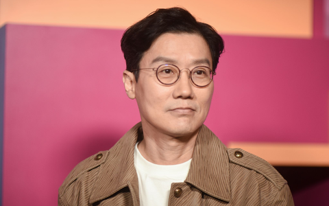 Squid Game-Schöpfer Hwang Dong-hyuk ist schockiert von Gewalt auf Schulhöfen. - Foto: Richard Shotwell/Invision/AP/dpa