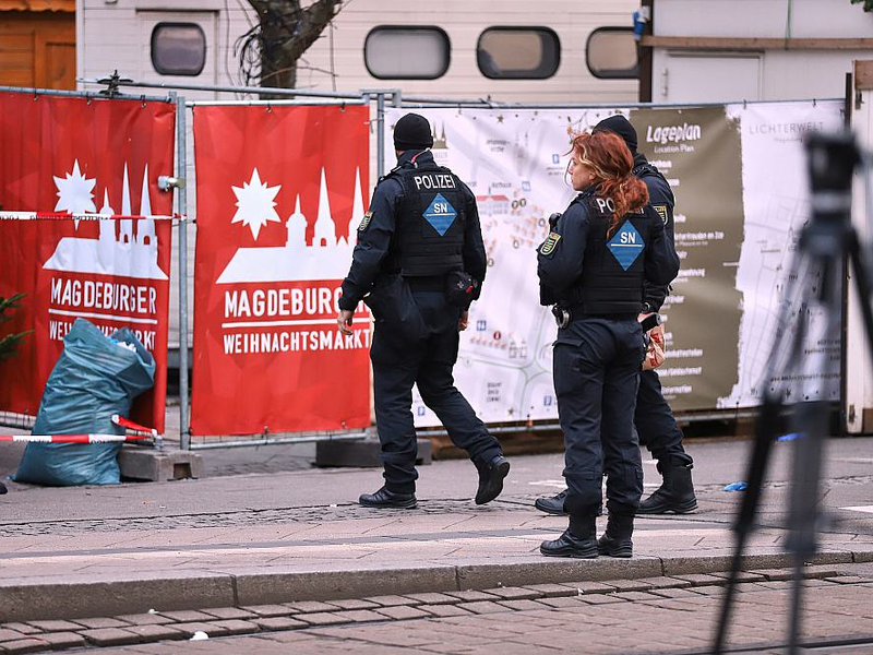 Polizisten nach Anschlag auf Magdeburger Weihnachtsmarkt am 21.12.2024 - Foto: über dts Nachrichtenagentur