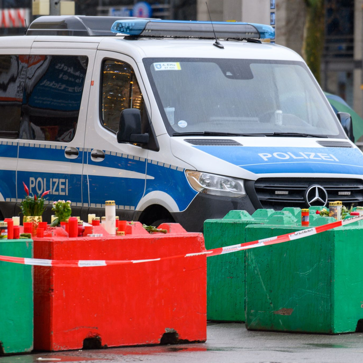 Viele Menschen spenden nach dem Anschlag spontan Blut. - Foto: Klaus-Dietmar Gabbert/dpa