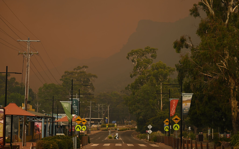 Anwohner mehrere Ortschaften wurden aufgefordert, ihre Häuser zu verlassen.  - Foto: James Ross/AAP/dpa