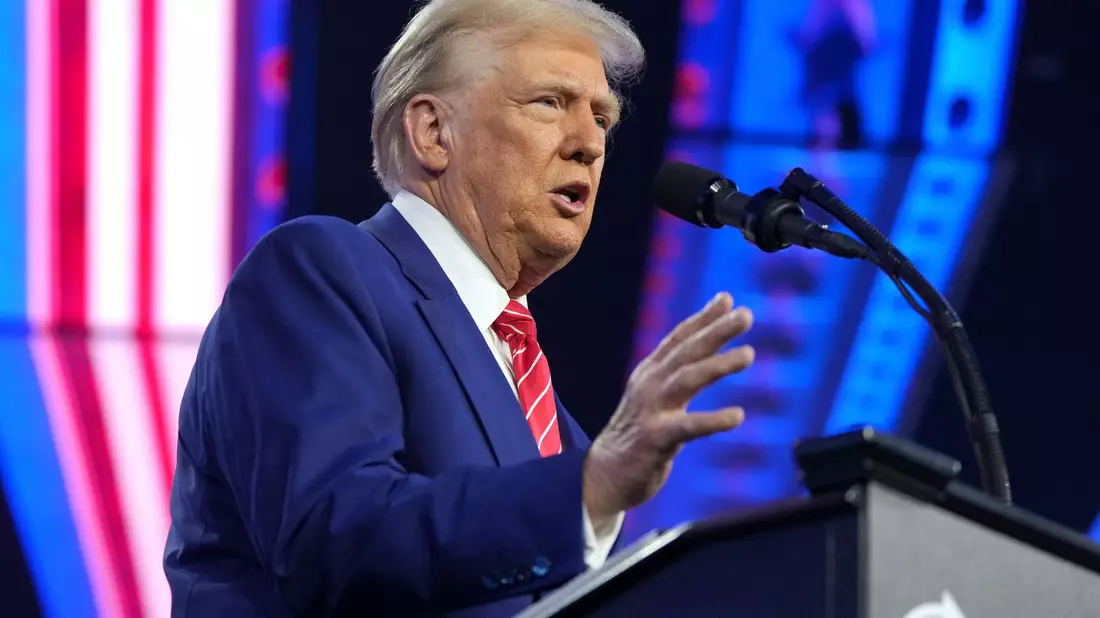 Donald Trump schreibt seinen Wahlerfolg bei jungen Menschen auch der Video-Plattform Tiktok zu.  - Bild: Rick Scuteri/FR157181/dpa