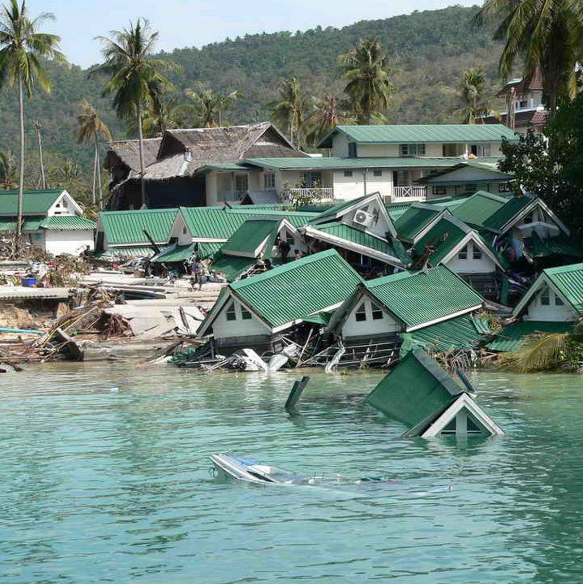 Auch auf thailändischen Inseln wie Koh Phi Phi hatte der Tsunami katastrophale Folgen. (Archivbild) - Foto: picture alliance / dpa