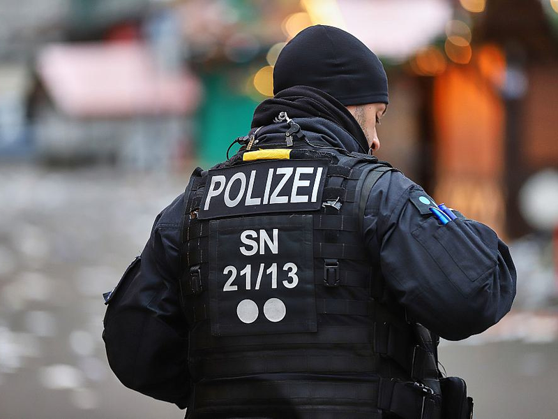 Polizei am Tatort nach Anschlag auf Magdeburger Weihnachtsmarkt am 21.12.2024 - Foto: über dts Nachrichtenagentur