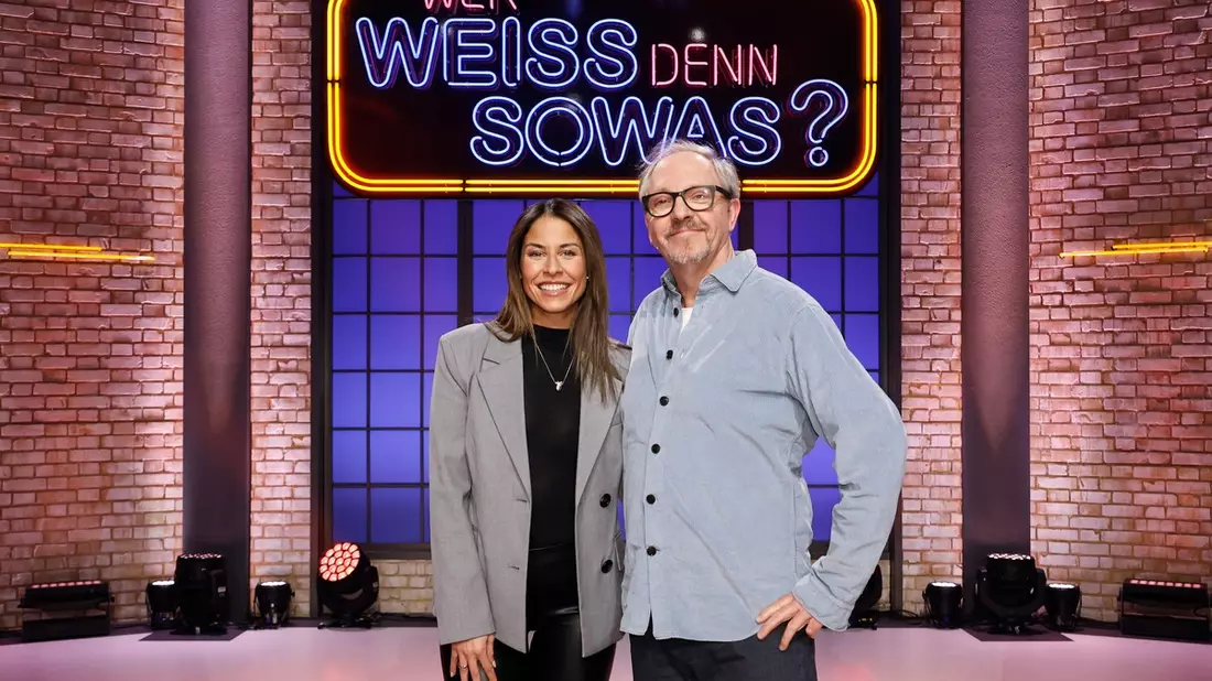 StandUp-Shootingstar quizzt mit Comedy-Altmeister: Negah Amiri und Olli Dittrich bei Wer weiß denn sowas? - Das Wissensquiz vom 6. bis 10. Januar 2025, um 18:00 Uhr im Ersten - Bild: presseportal.de
