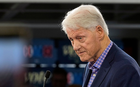 Der 78-Jährige ist im Krankenhaus, die Situation soll aber nicht akut sein. (Archivbild) - Foto: Steve Helber/AP/dpa