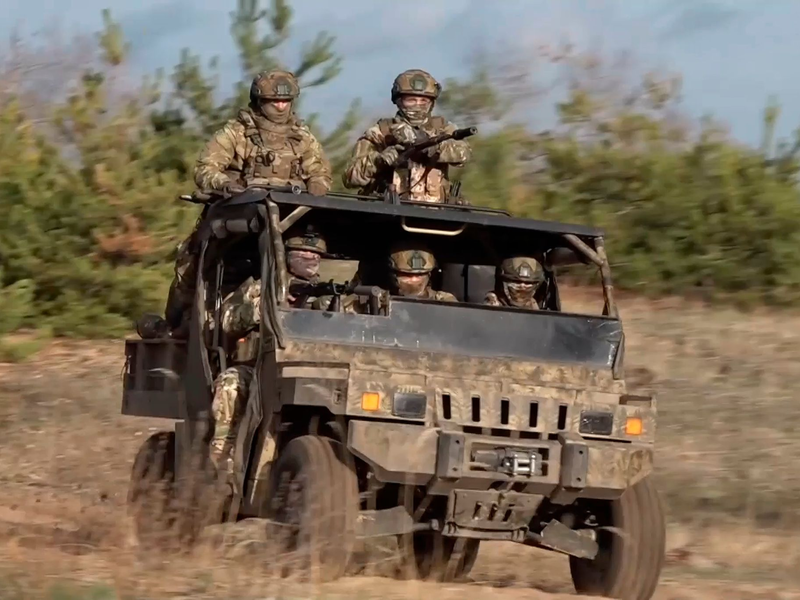 Russische Soldaten im Einsatz. (Archivbild) - Foto: Uncredited/Russian Defense Ministry Press Service/AP/dpa