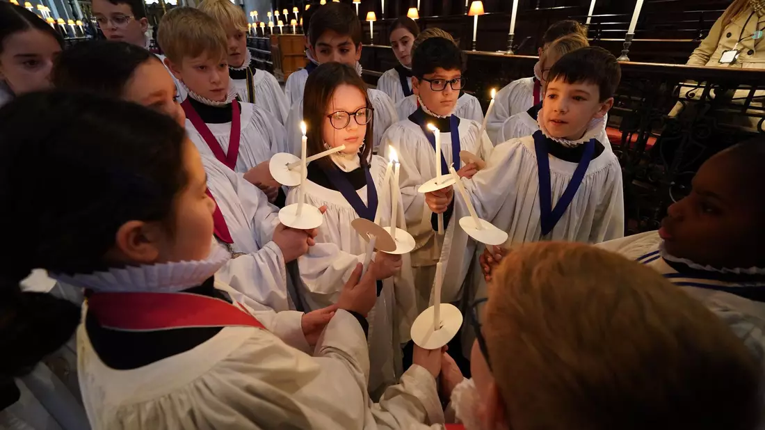Traditionalisten wollen reine Jungen- und Männerchöre als wichtiges Kulturerbe erhalten. - Bild: Lucy North/PA Wire/dpa