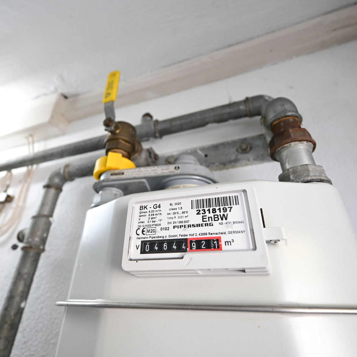 Die Zahl der verkauften Gasheizungen ging zuletzt zurück. - Foto: Bernd Weißbrod/dpa