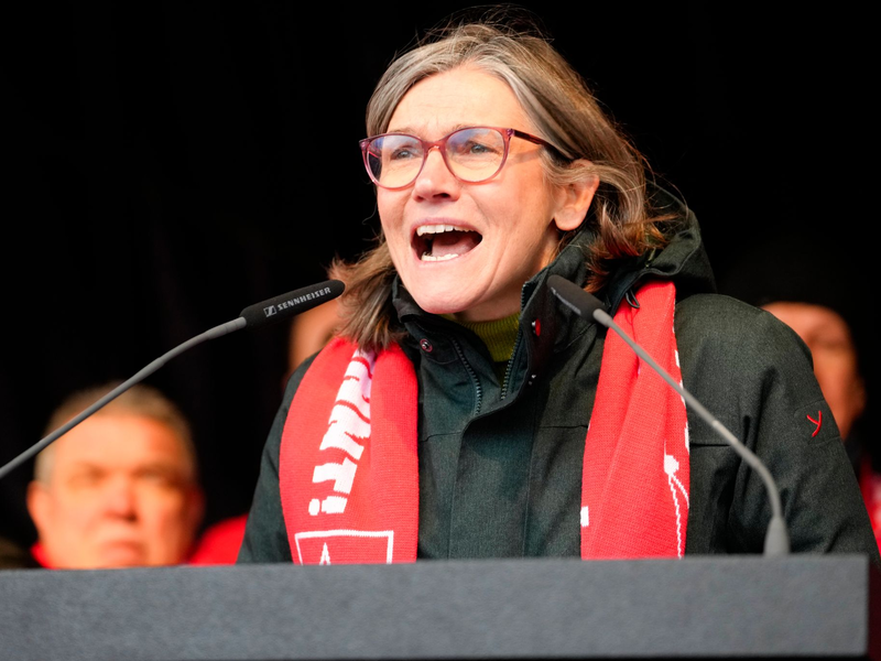 IG-Metall-Chefin Christiane Benner verlangt eine europäische Industriepolitik. (Archivbild) - Foto: Martin Meissner/AP POOL/dpa
