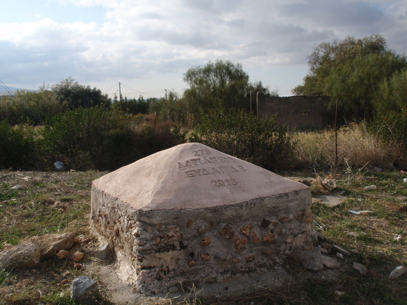 Das Bauwerk verläuft zum größten Teil unterirdisch, ist gut erhalten und führt Wasser. - Foto: --/Archäologisches Amt West-Attikas (EFADA)/dpa