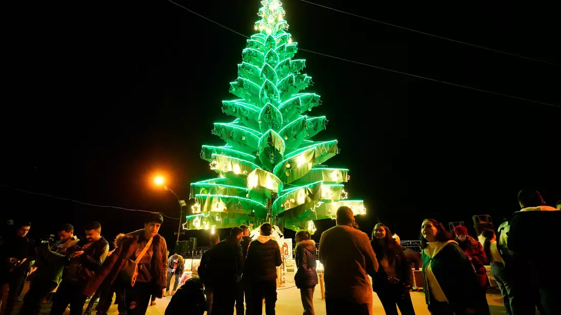 Christen feiern Weihnachten in Syrien.  - Bild: Hussein Malla/AP/dpa