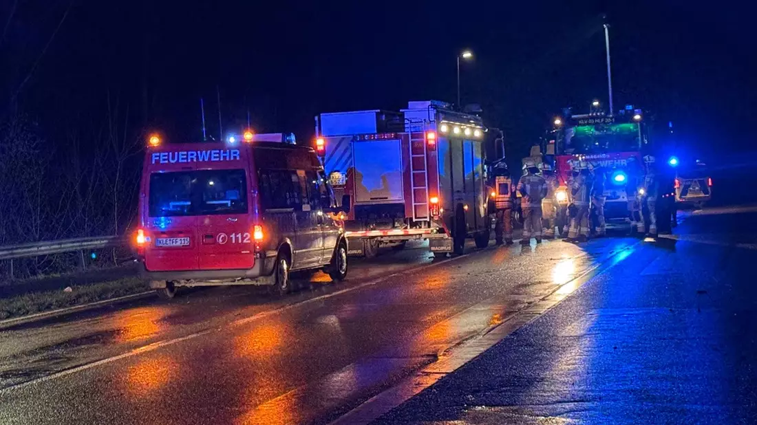 FW-KLE: Verkehrsunfall auf dem Klever Ring - Bild: presseportal.de