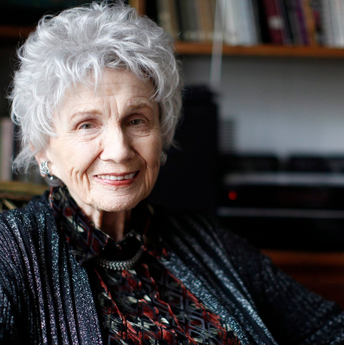 Die kanadische Autorin und Literaturnobelpreisträgerin Alice Munro mit 92 Jahren gestorben. (Archivbild) - Foto: Chad Hipolito/The Canadian Press/AP