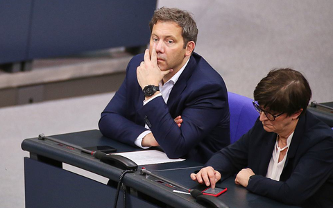 Lars Klingbeil und Saskia Esken (Archiv) - Foto: über dts Nachrichtenagentur
