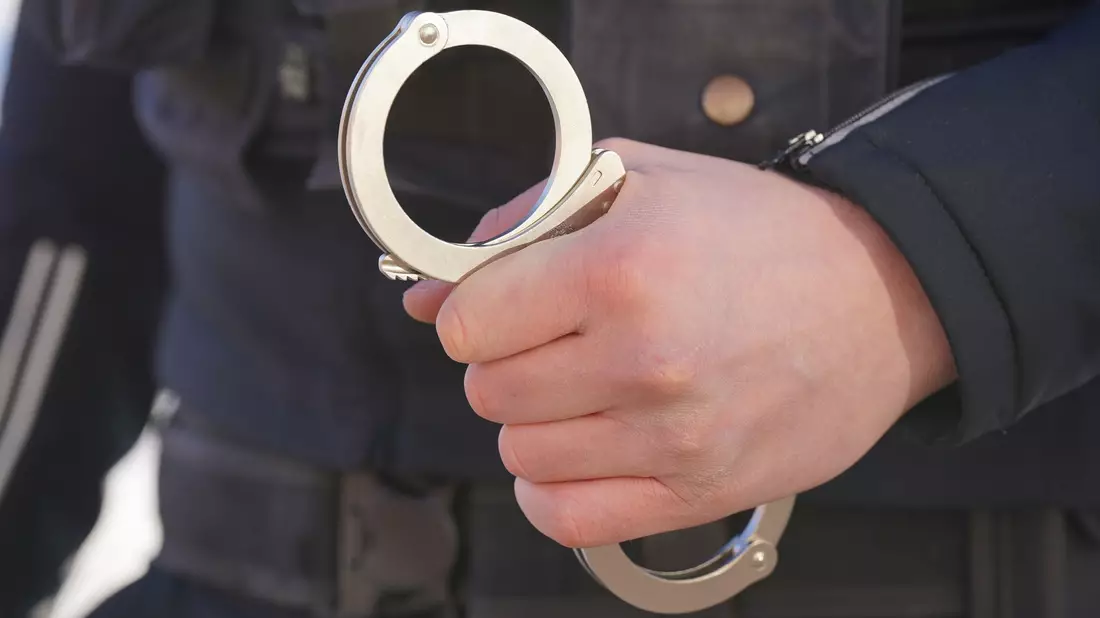 In einigen Bundesländern stieg die Zahl der Messer-Angriffe in den vergangenen Monaten. (Symbolbild) - Bild: Marcus Brandt/dpa
