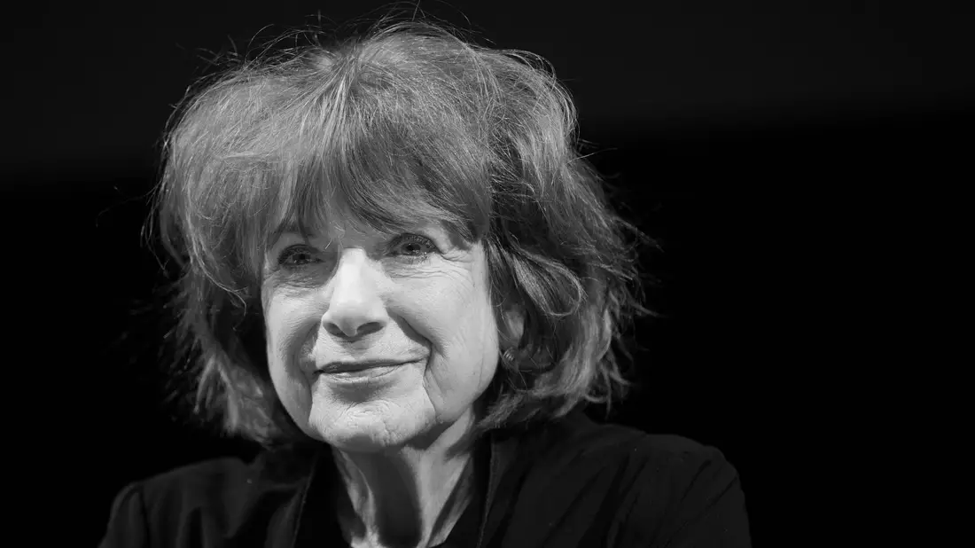 Die Schauspielerin Hannelore Hoger stirbt kurz vor Weihnachten (Archivbild)  - Bild: picture alliance / Rolf Vennenbernd/dpa