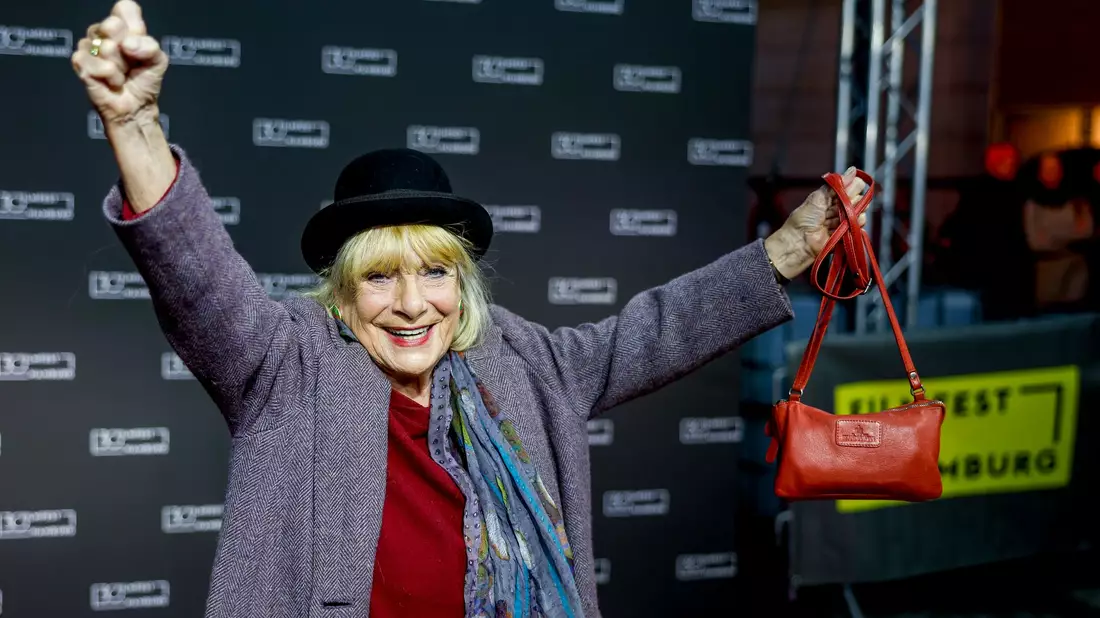 Die Schauspielerin Hannelore Hoger ist am 21. Dezember in Hamburg gestorben.  (Archivbild) - Bild: Axel Heimken/dpa