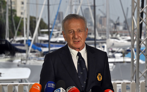 David Jacobs erklärte die Entscheidung der Veranstalter, die Regatta nicht abzubrechen. - Foto: Mick Tsikas/AAP/dpa