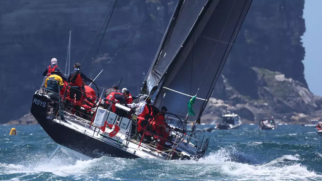 Bei der Segel-Regatta Sydney-Hobart gab es zwei Todesfälle. - Bild: Mark Evans/AAP/dpa