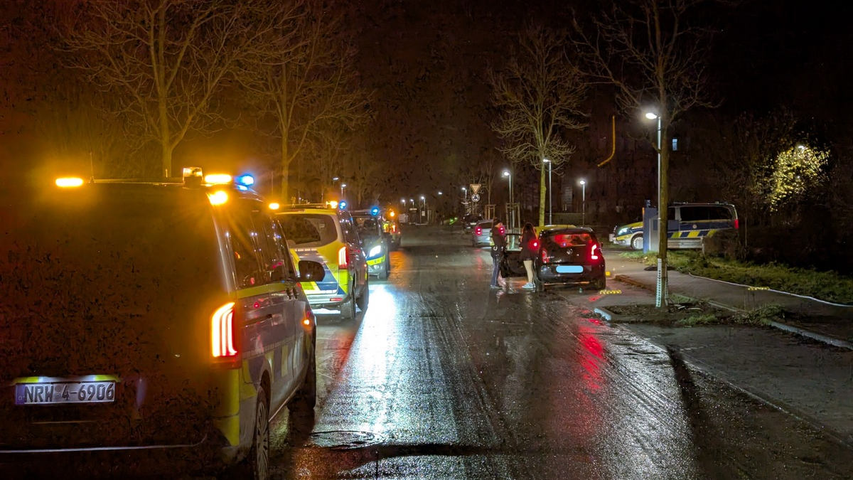 POL-KLE: Geldern - Schwerpunktkontrolle am Wochenende / Vier Autofahrer mussten zur Blutprobe - Foto: presseportal.de
