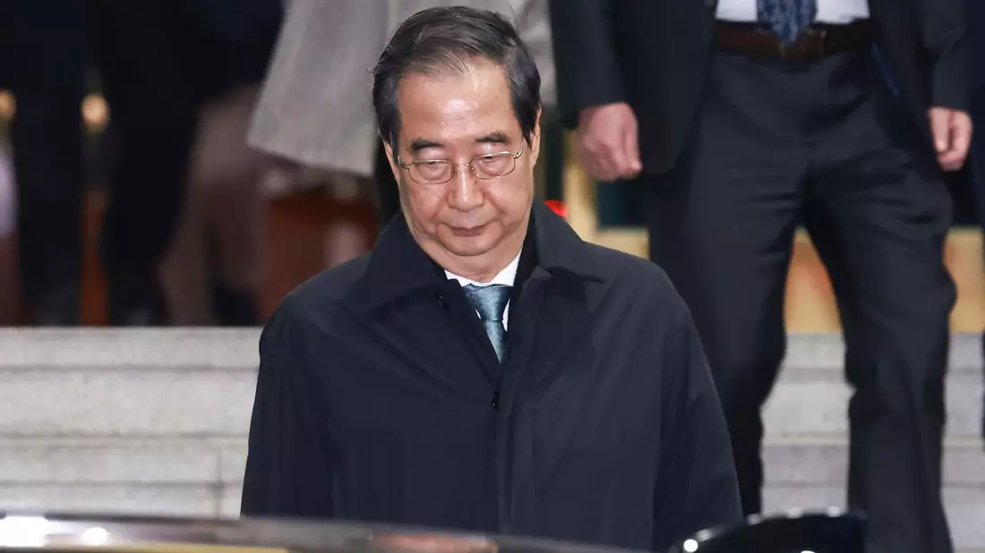 Das Parlament hat für die Amtsenthebung des amtierenden Präsidenten Han Duck Soo gestimmt. - Bild: Hong Hae-in/Yonhap/AP/dpa