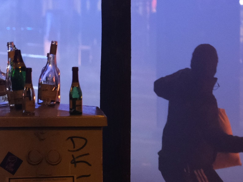 Vor Silvester steht das Thema Angriffe auf Einsatzkräfte wieder im Fokus. (Archivbild) - Foto: Sebastian Willnow/dpa