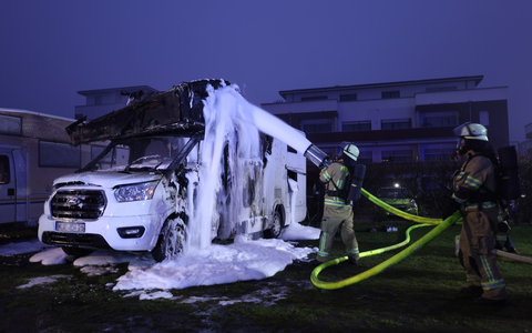 FW-KLE: Brand eines Wohnmobils - Foto: presseportal.de
