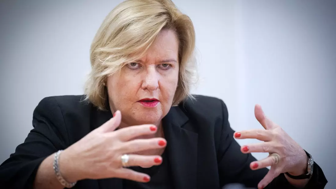 Vermisst Personal in der Truppe: Wehrbeauftragte Eva Högl - Bild: Bernd von Jutrczenka/dpa