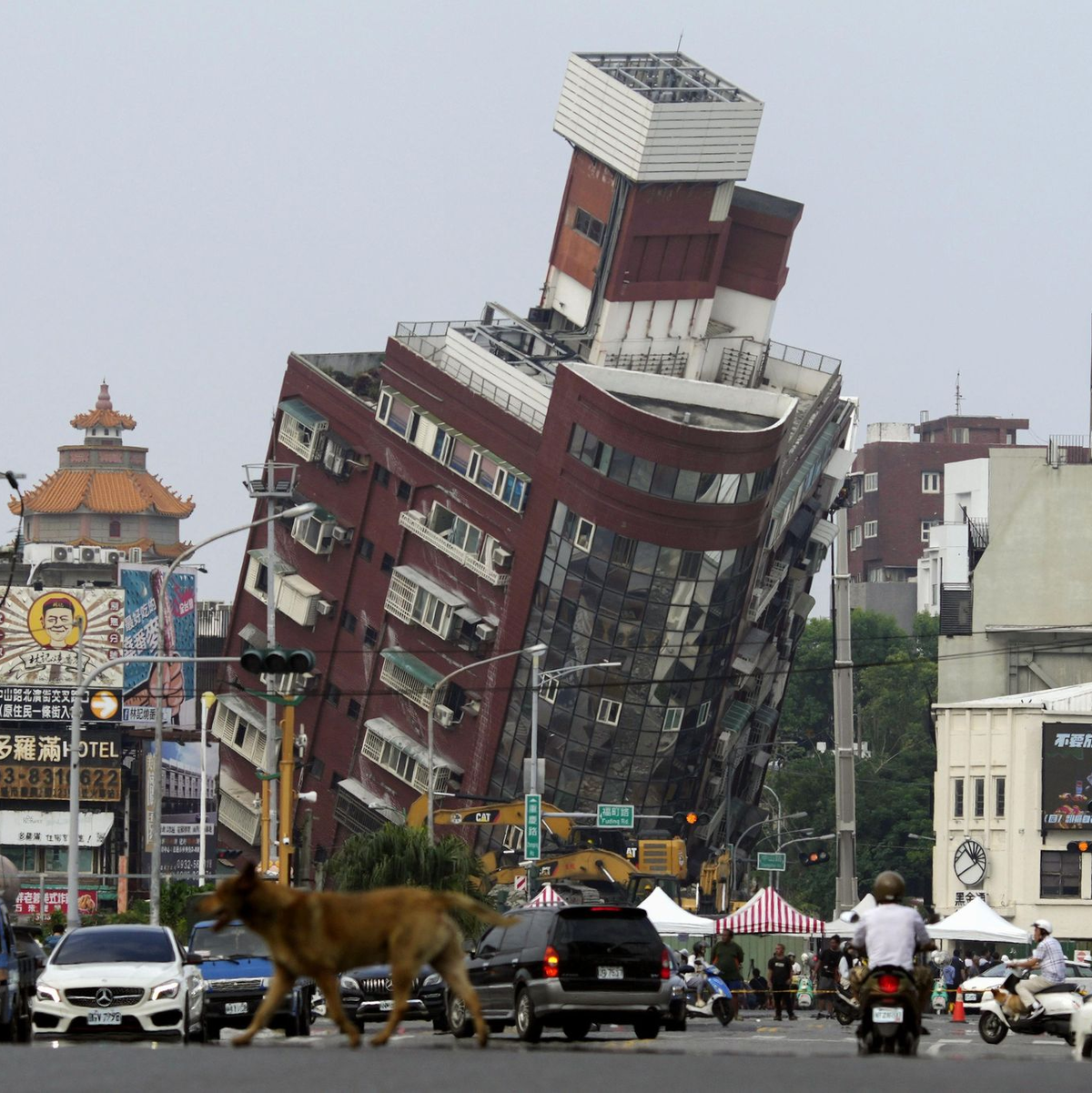 Bei Einhaltung strenger Bauvorschriften können Gebäude selbst schweren Erdbeben standhalten (Archivbild). - Foto: Uncredited/kyodo/dpa