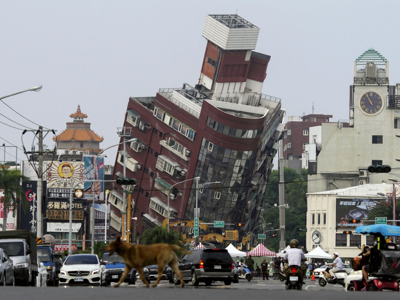 Bei Einhaltung strenger Bauvorschriften können Gebäude selbst schweren Erdbeben standhalten (Archivbild). - Foto: Uncredited/kyodo/dpa