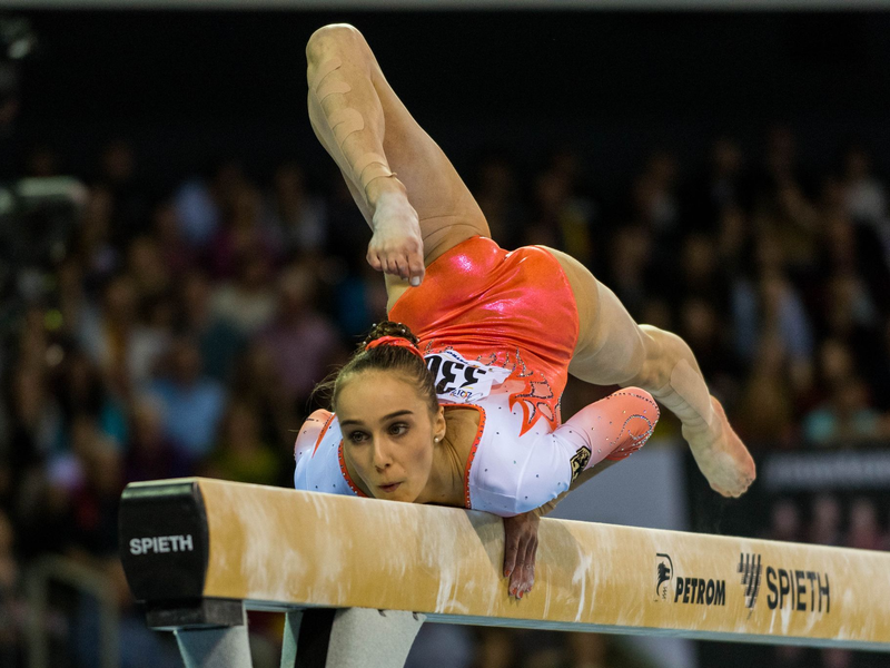 Sie erhebt schwere Vorwürfe unter anderem gegen den Deutschen Turner-Bund. - Foto: picture alliance / Catalin Soare/dpa