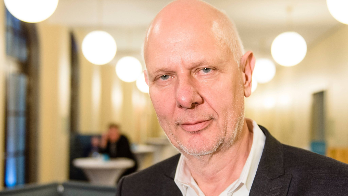 Zu mehr Gelassenheit beim Blick in die Zukunft ruft Trendforscher Matthias Horx auf. (Archivbild) - Foto: Gregor Fischer/dpa