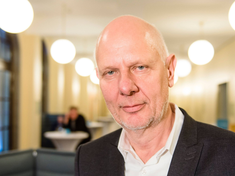 Zu mehr Gelassenheit beim Blick in die Zukunft ruft Trendforscher Matthias Horx auf. (Archivbild) - Foto: Gregor Fischer/dpa