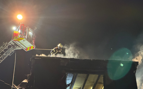 FW-OG: Dachstuhlbrand im historischen Ortskern + Nachtragsmeldung zum 29.12.2024 + - Foto: presseportal.de FW-OG: Dachstuhlbrand im historischen Ortskern + Nachtragsmeldung zum 29.12.2024 + - Foto: presseportal.de