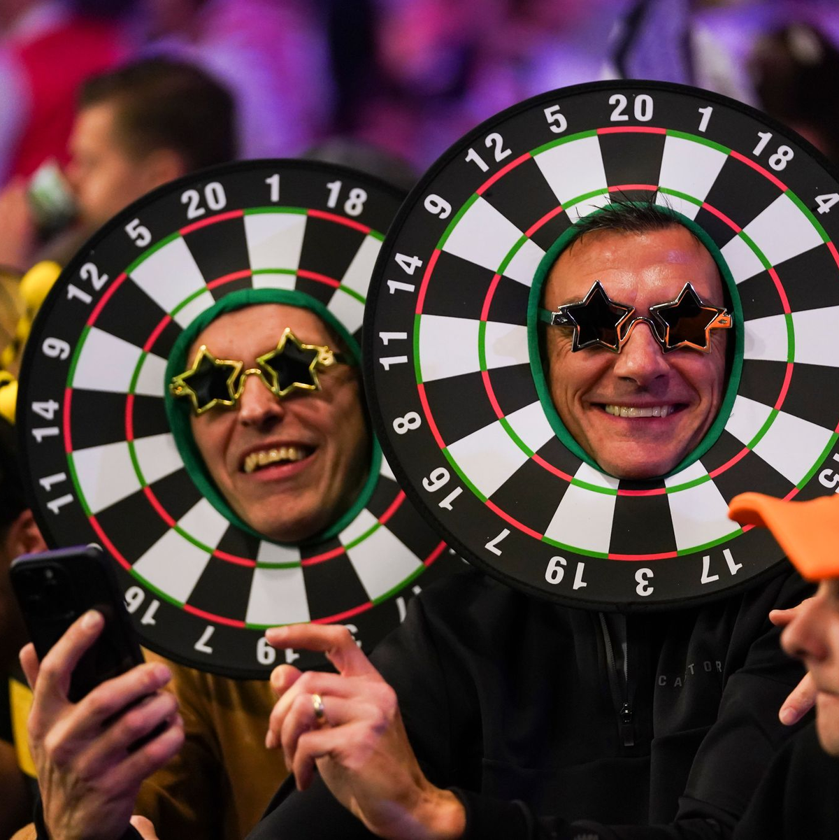 Begeisterung im Ally Pally von London. - Foto: Alberto Pezzali/AP/dpa