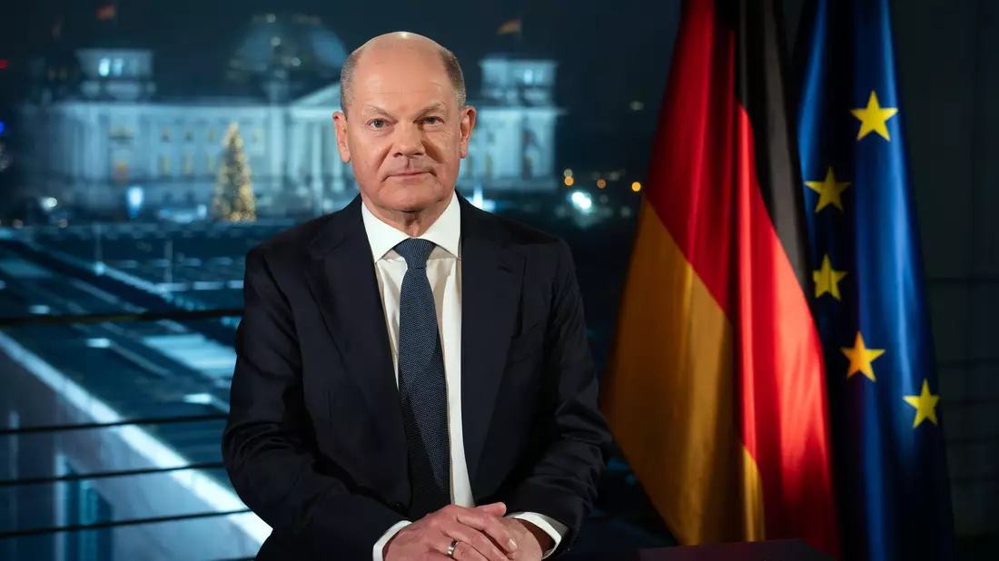 Kanzler Olaf Scholz: «Kraft entsteht aus Zusammenhalt.»  - Bild: Soeren Stache/dpa