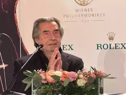 Der Italiener Riccardo Muti wird zum siebten Mail das Neujahrskonzert aus Wien dirigieren. (Archivfoto) - Foto: Matthias Röder/dpa