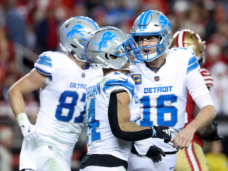 Amon-Ra St. Brown fing in San Francisco seinen zwölften Touchdown-Pass der Saison. - Foto: Jed Jacobsohn/AP/dpa