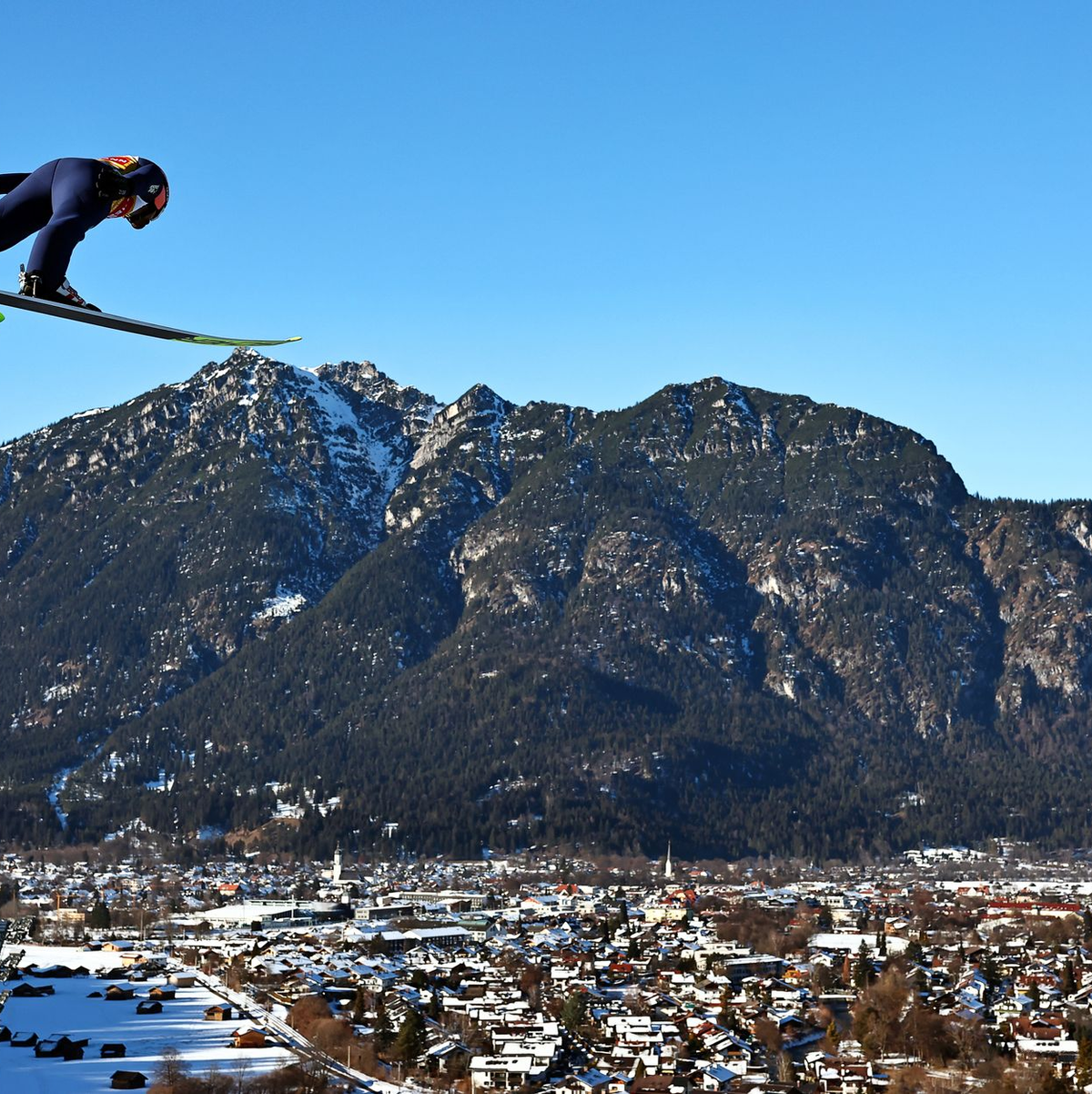 Hat immer einen lockeren Spruch auf den Lippen - auch zu seiner Wahlheimat: Andreas Wellinger. - Foto: Daniel Karmann/dpa