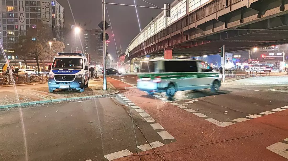 Berliner Polizei im Einsatz am 01.01.2025 - Bild: über dts Nachrichtenagentur
