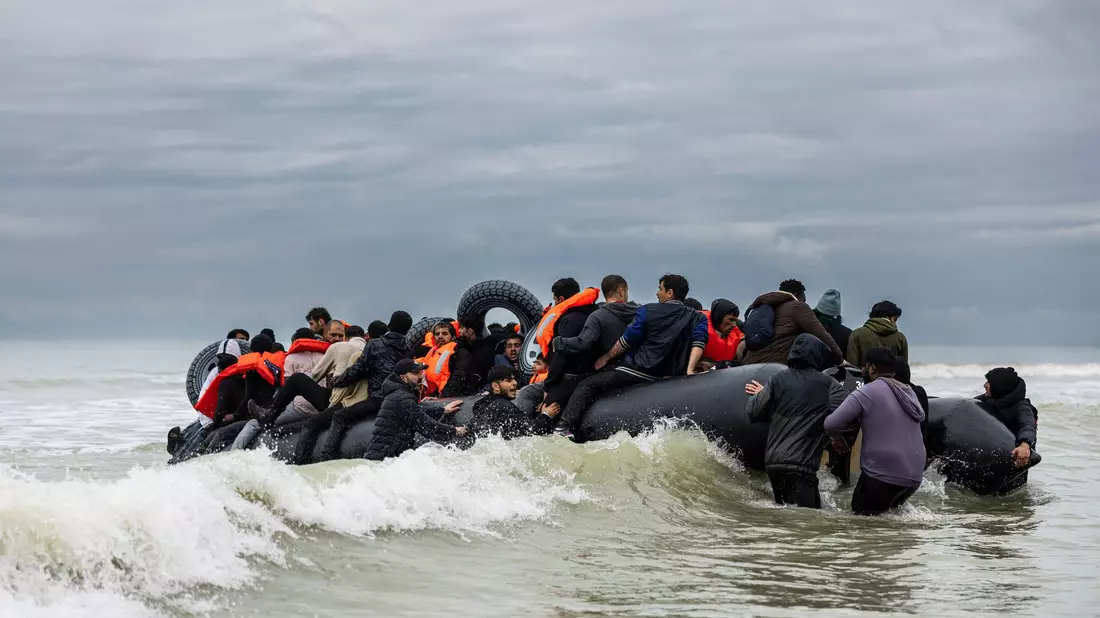 Die Zahl der Bootsmigranten ist im vergangenen Jahr wieder gestiegen. (Archivbild) - Bild: Sameer Al-Doumy/AFP/dpa