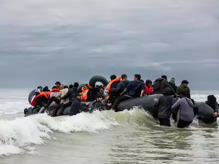 Die Zahl der Bootsmigranten ist im vergangenen Jahr wieder gestiegen. (Archivbild) - Foto: Sameer Al-Doumy/AFP/dpa
