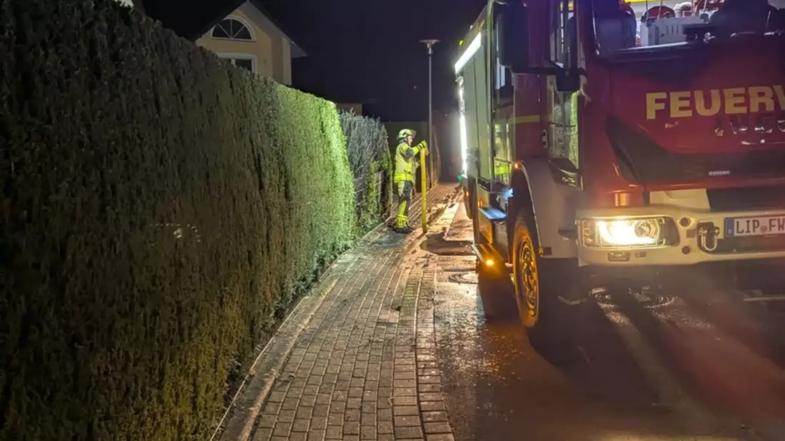 FW Lage: Ruhiger Jahreswechsel für die Feuerwehr Lage - Bild: presseportal.de