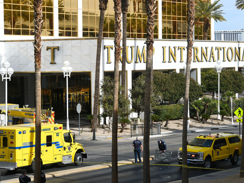 Im explodierten Auto vor dem Trump-Hotel saß eine Person, die bis zur Unkenntlichkeit verbrannte.  - Foto: Sam Morris/Las Vegas Review-Journal/AP/dpa