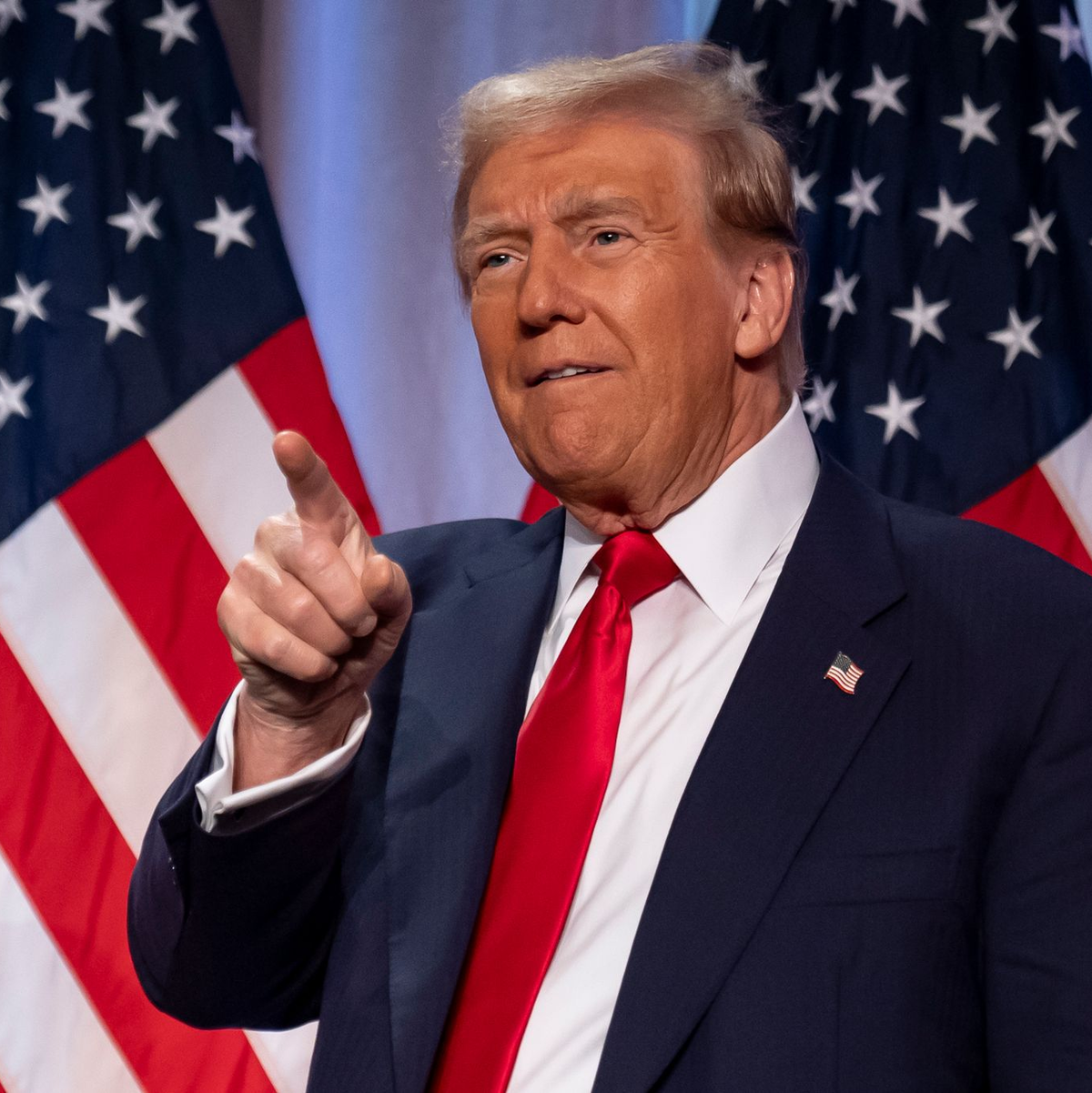 Trump belegt mehrere Länder mit Strafzöllen. (Archivbild) - Foto: Alex Brandon/AP/dpa