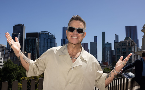 Manche Fans harrten stundenlang aus, um Robbie Williams live zu erleben. - Foto: Diego Fedele/AAP/dpa