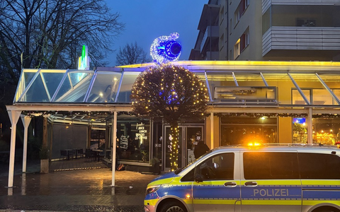 POL-KI: 250102.1 Kiel: Sturm oder Kater? Schneemann kippt um - Foto: presseportal.de