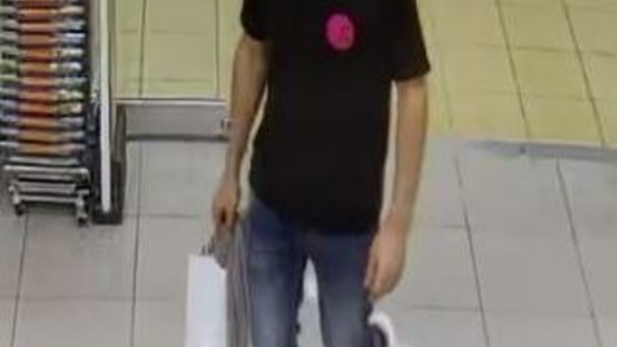 POL-HB: Nr.: 0004 --Öffentlichkeitsfahndung nach räuberischem Diebstahl in Drogeriemarkt-- - Foto: presseportal.de