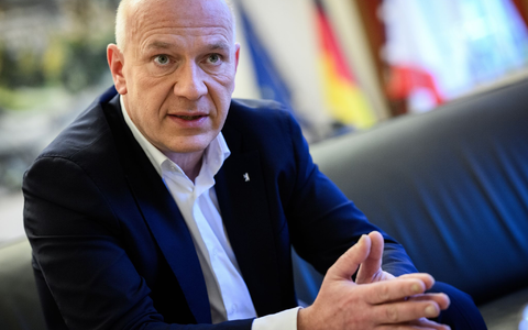 Bürgermeister Kai Wegner richtet nach Silvesternacht Appell an den Bund. (Archivbild) - Foto: Bernd von Jutrczenka/dpa Bürgermeister Kai Wegner richtet nach Silvesternacht Appell an den Bund. (Archivbild) - Foto: Bernd von Jutrczenka/dpa